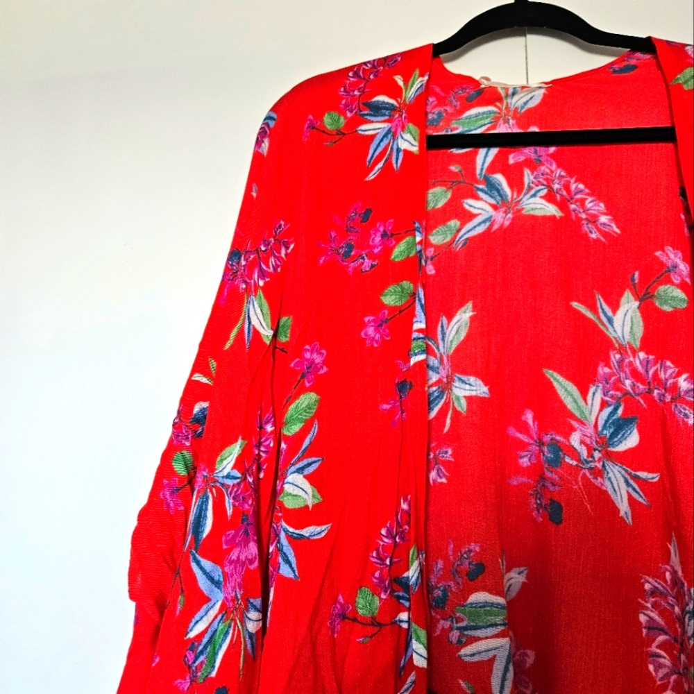 RED / ORANGE FLORAL KIMONO ONE SIZE